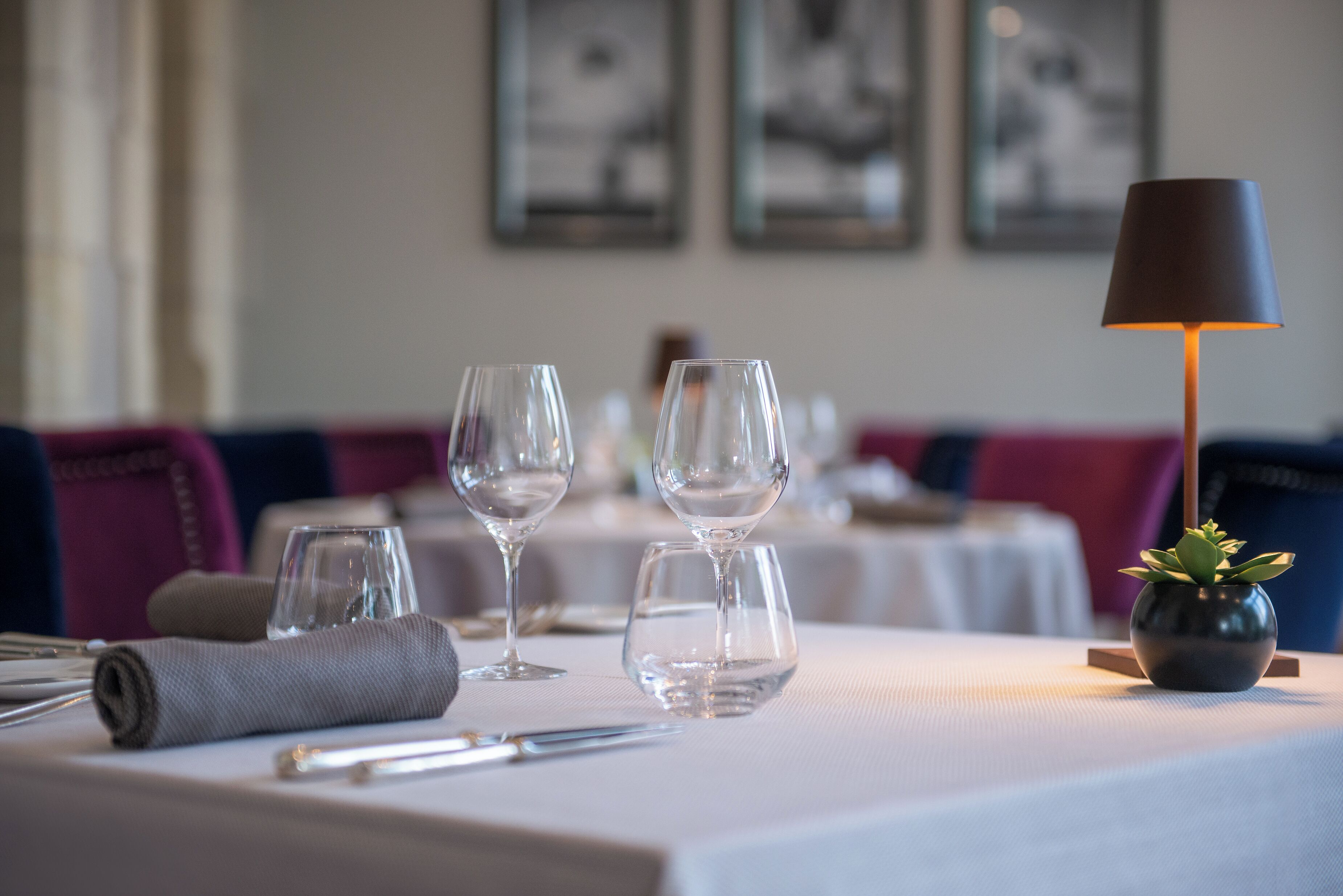 lunch, dinner served; french cuisine, garden views