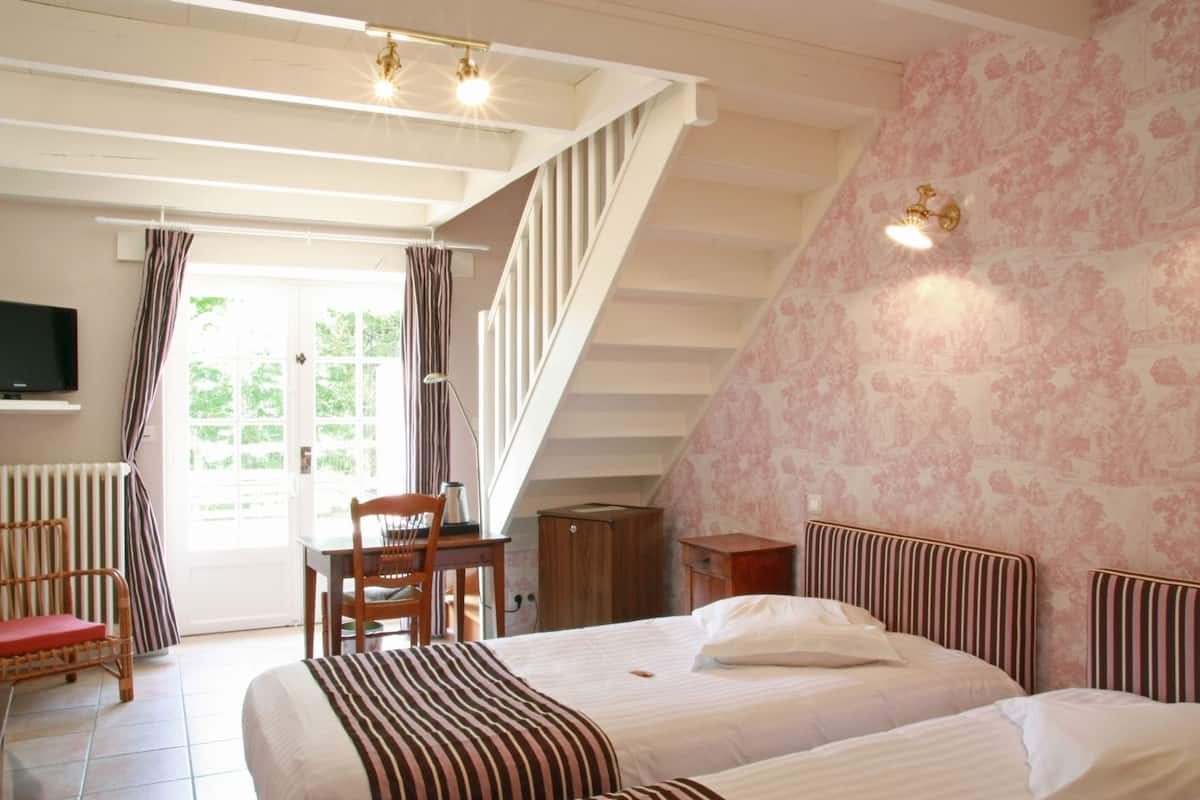 Premium bedding, minibar, in-room safe, individually decorated