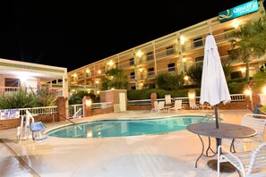 Outdoor pool - Rodeway Inn Harbison Area (Columbia)