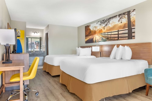 Days Inn & Suites by Wyndham Rocky Mount Golden East