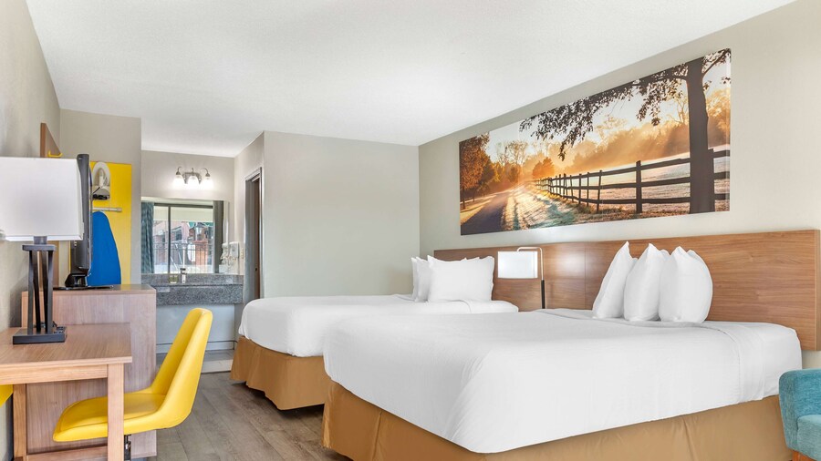 Days Inn & Suites by Wyndham Rocky Mount Golden East