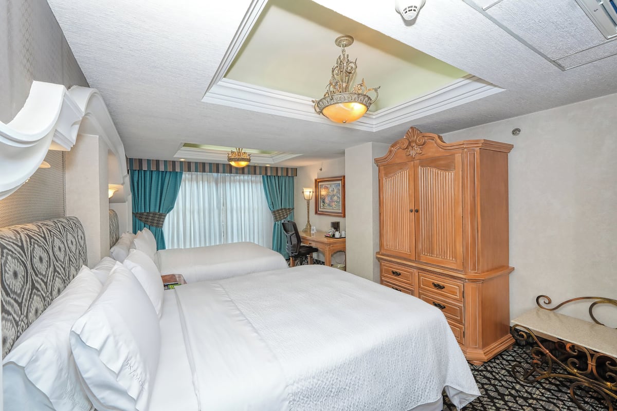 Premium-Zimmer, 1 King-Bett | 1 Schlafzimmer, hochwertige Bettwaren, Minibar, Zimmersafe
