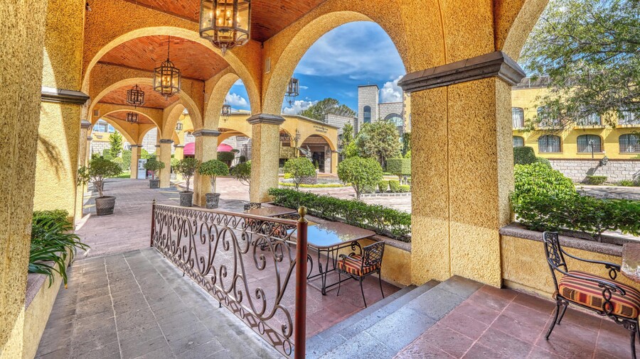 Holiday Inn Queretaro-Centro Historico by IHG