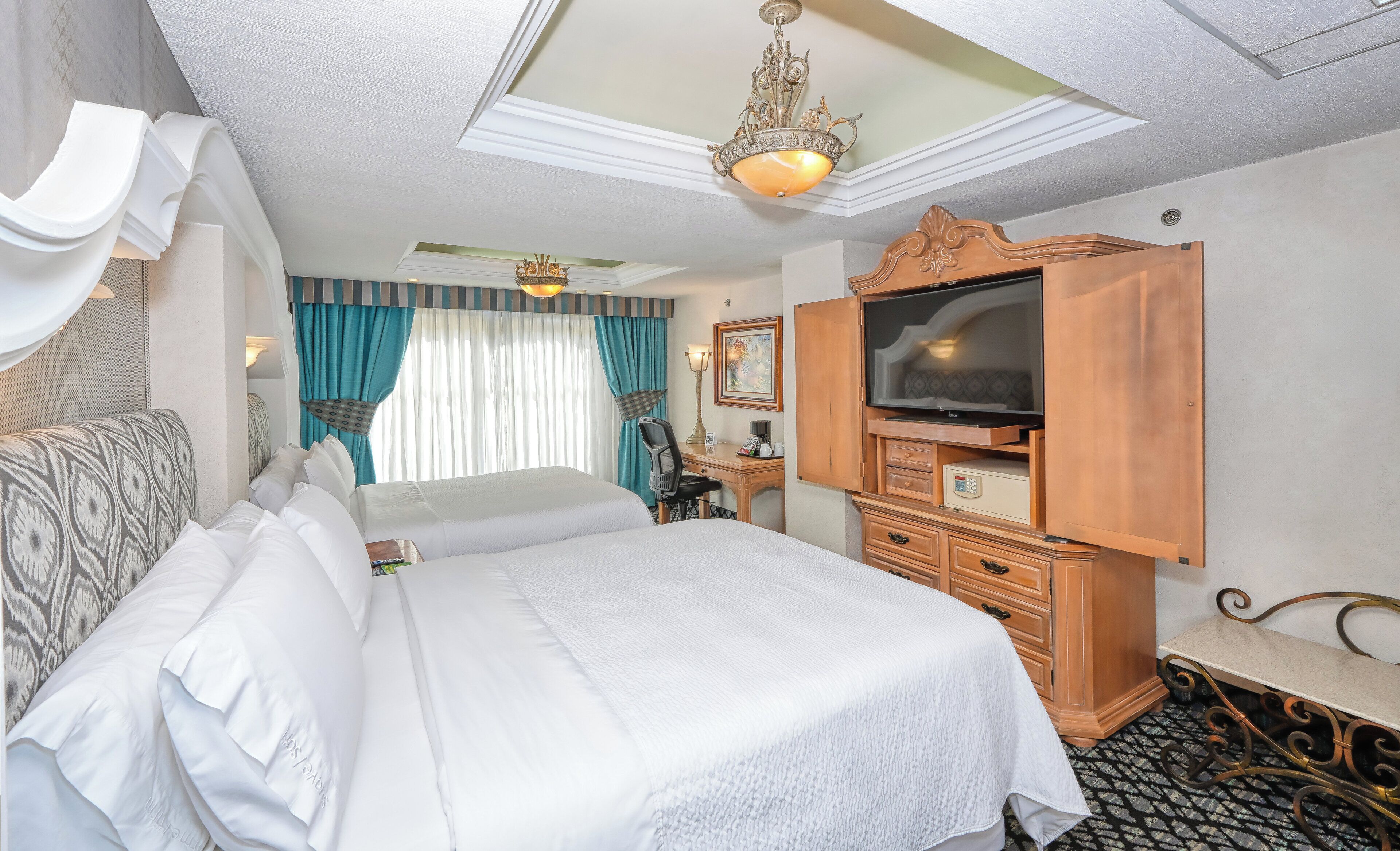 Chambre Prestige, 1 très grand lit | Literie de qualité, minibar, coffre-fort, bureau