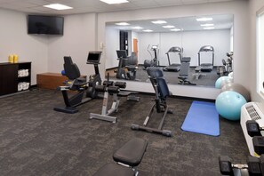 Fitness facility - Fairfield Inn & Suites by Marriott Arlington Six Flags (Arlington)