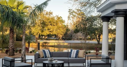 Delta Hotels by Marriott Jacksonville Deerwood