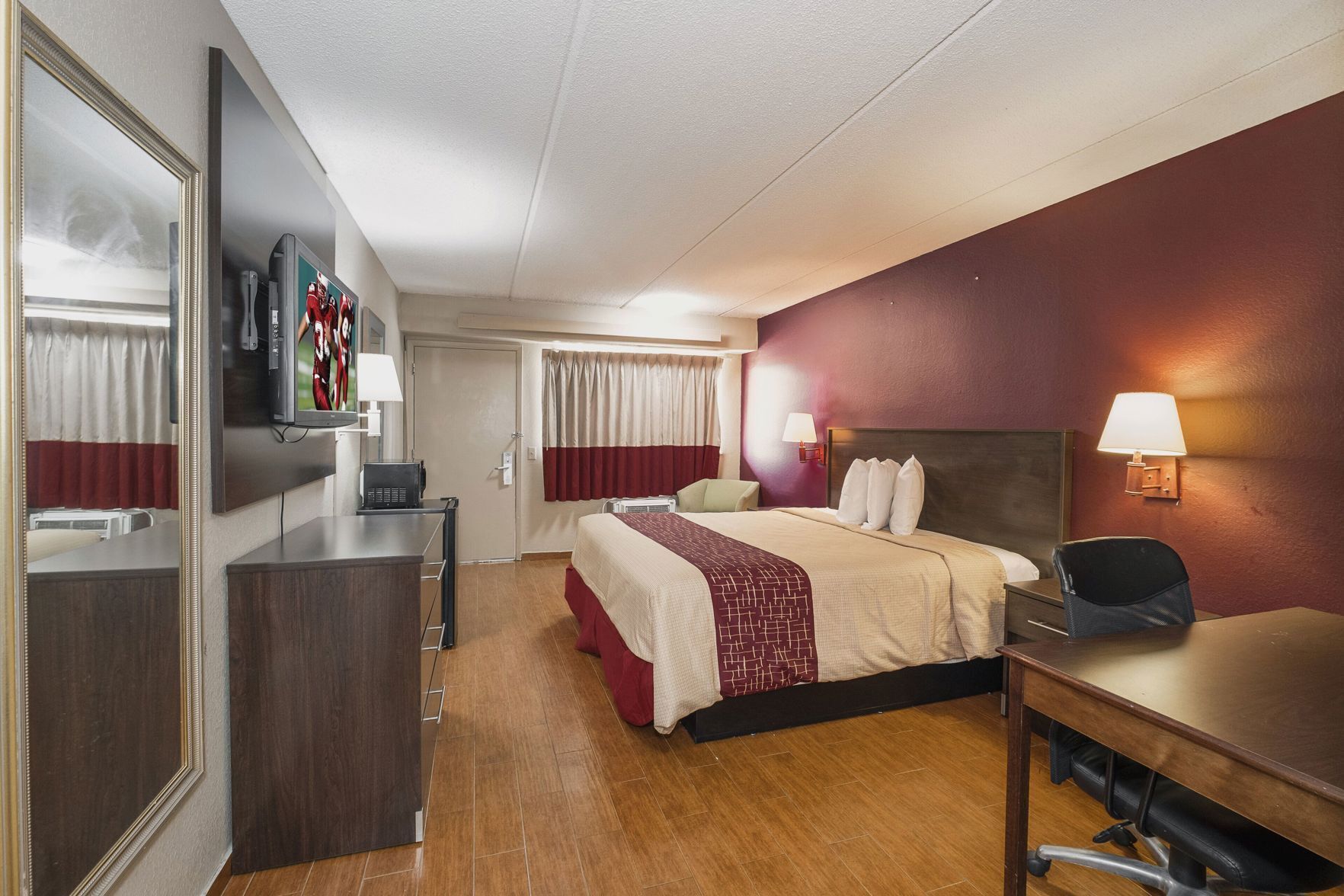 Blackout drapes, iron/ironing board, free cribs/infant beds, free WiFi