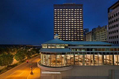 Learn about one of the most Historic Hotels in St Paul — Hotel 340