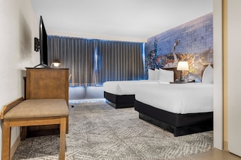 Premium bedding, pillowtop beds, in-room safe, desk at The Hills Hotel