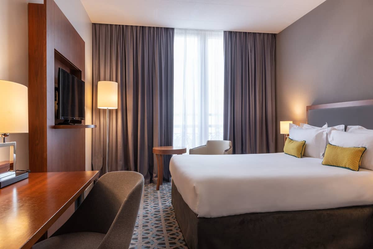 Premium bedding, minibar, in-room safe, individually decorated