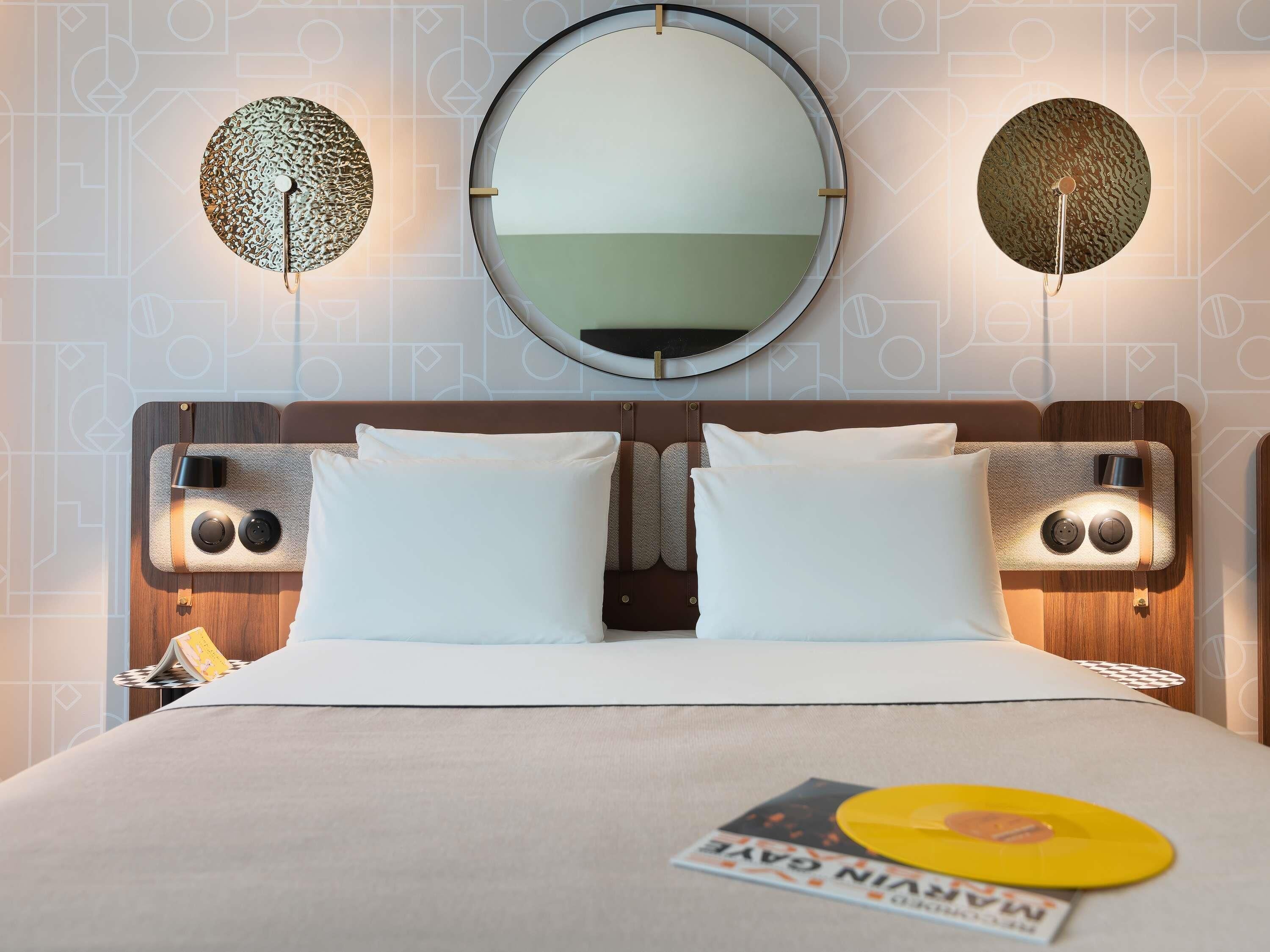 Premium bedding, in-room safe, blackout curtains, soundproofing