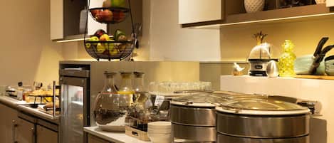 Daily buffet breakfast (EUR 20 per person)