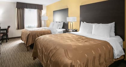 Quality Inn & Suites Metropolis I-24