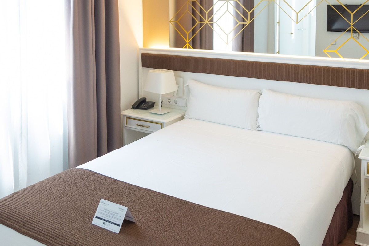 1 bedroom, minibar, in-room safe, desk