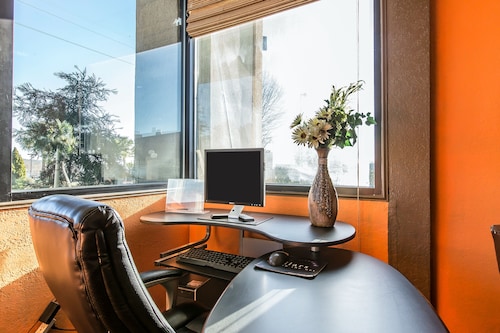 Quality Inn & Suites Macon North