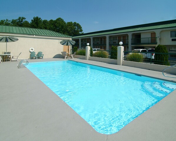 Seasonal outdoor pool