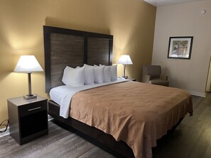 Desk, free WiFi, bed sheets - Quality Inn Maysville (Maysville)