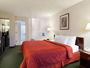 Desk, iron/ironing board, rollaway beds, free WiFi