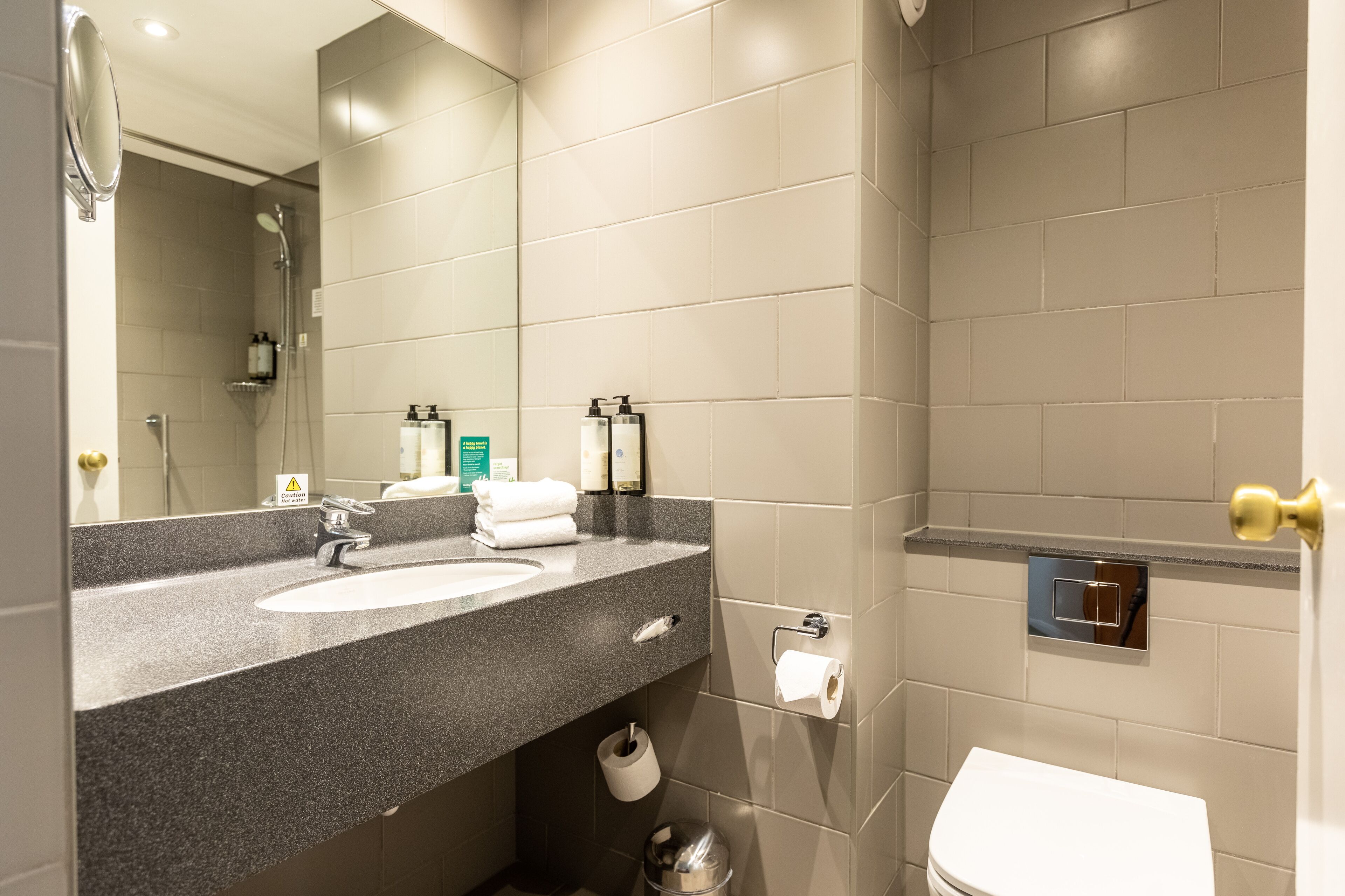 Photo - Holiday Inn London - Sutton by IHG