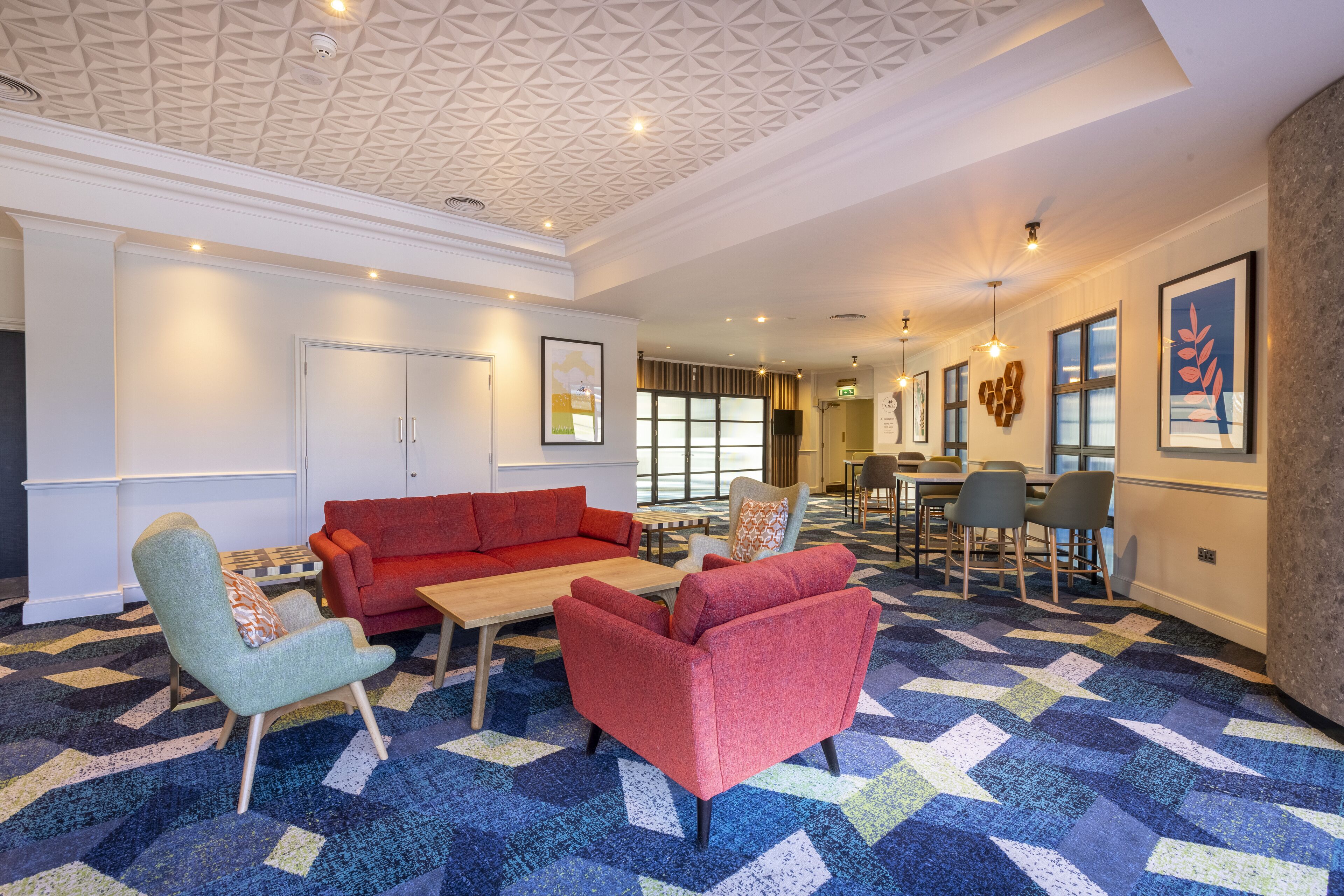 Siddeområde i lobbyen