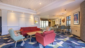 Área de estar no saguão