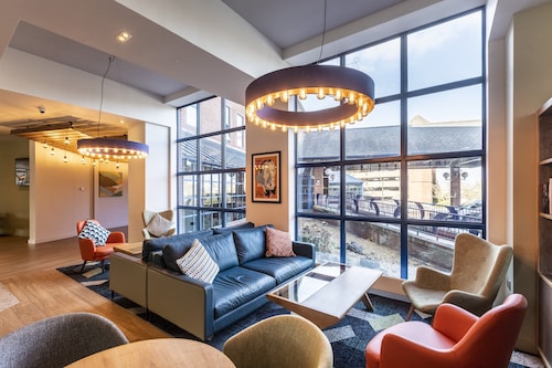 Holiday Inn London - Sutton by IHG