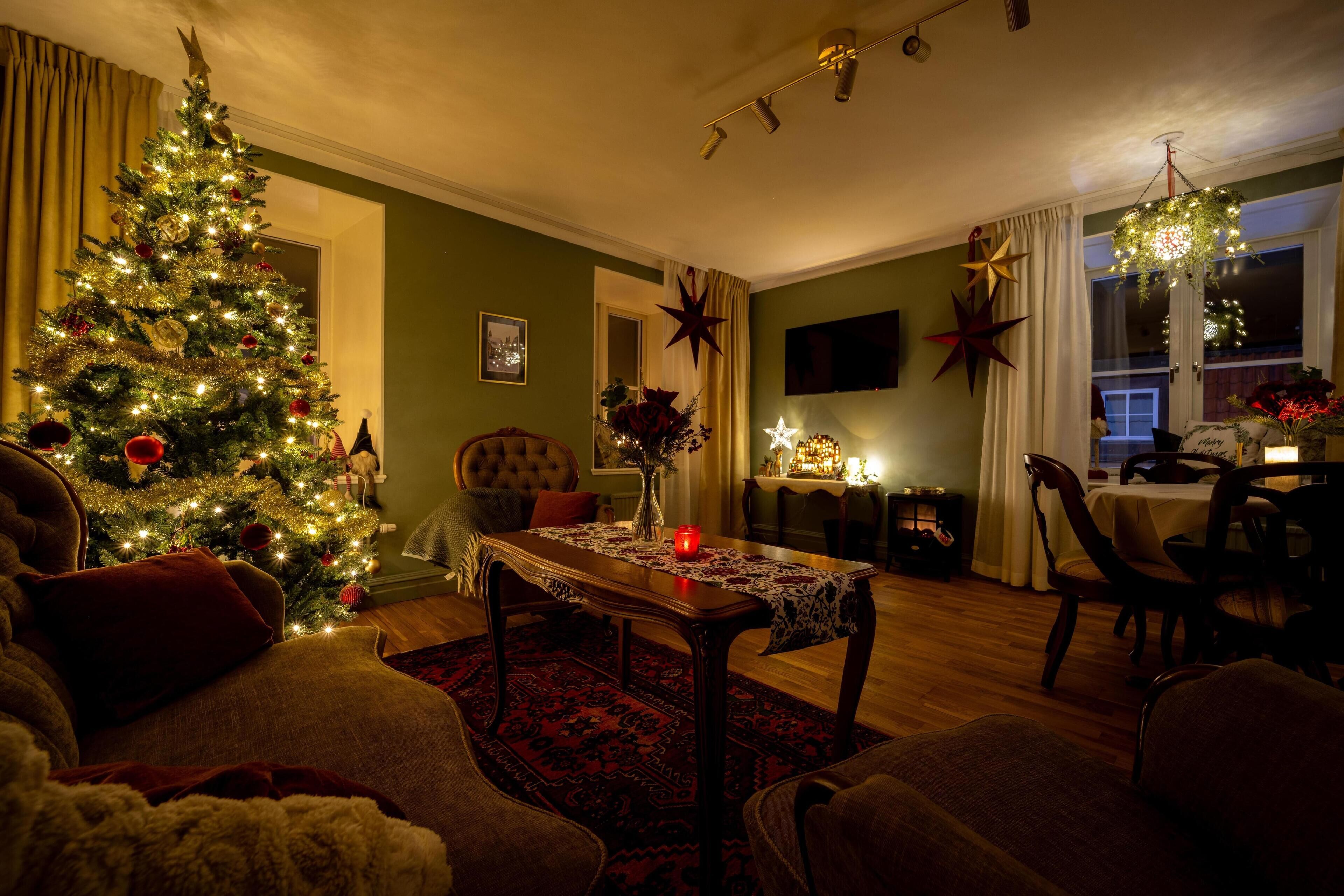 Suite, Multiple Beds, Non Smoking, Sea View (Living Room) | In-room safe, individually decorated, individually furnished, desk