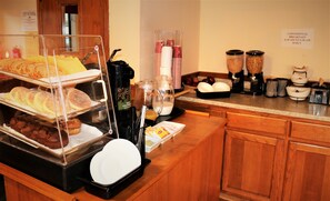Café da manhã continental grátis todos os dias