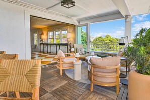 Aperto a pranzo e brunch, cucina del sud degli USA