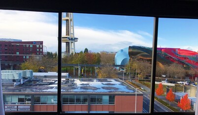 Executive Inn By The Space Needle