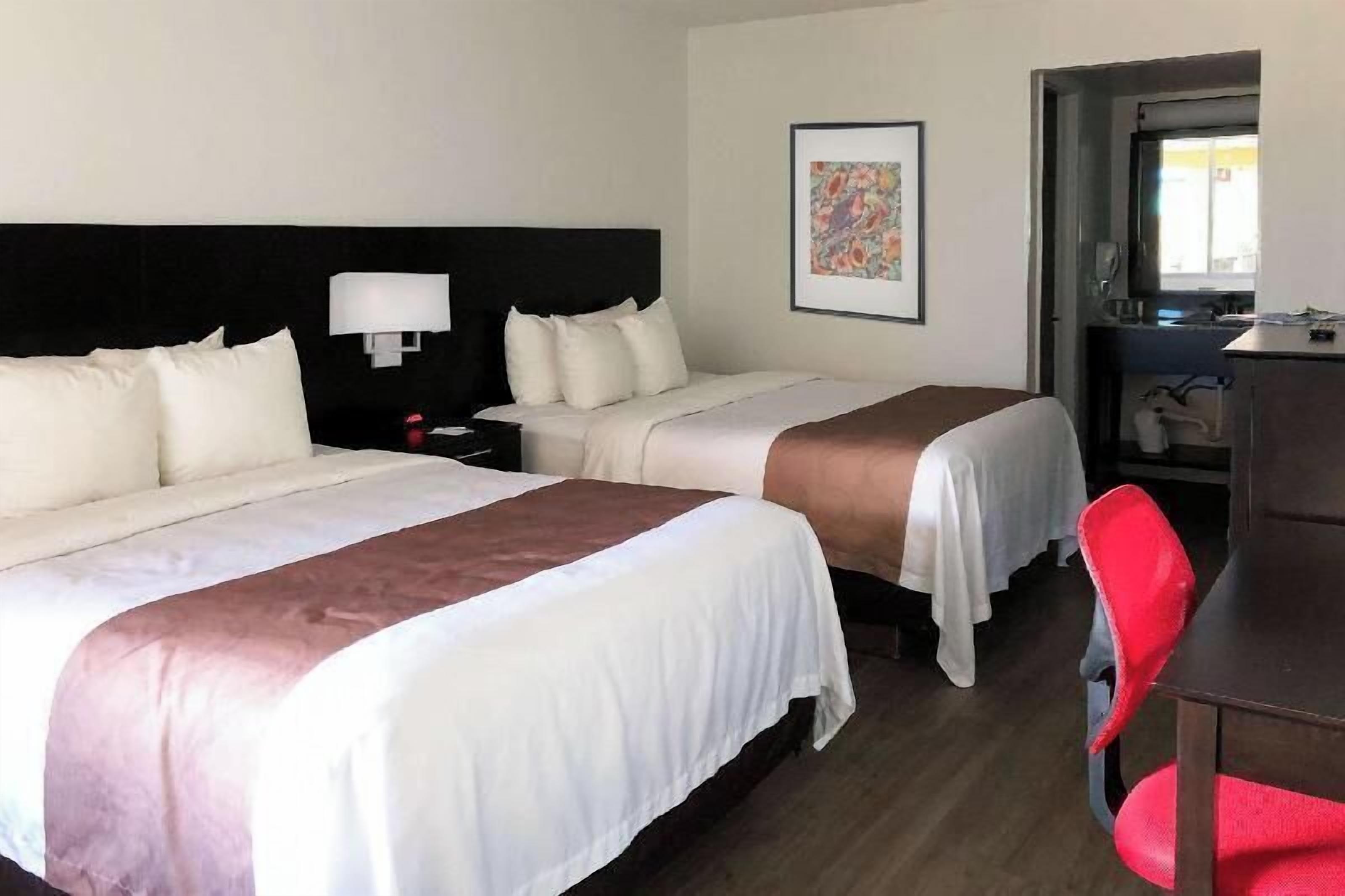 In-room safe, desk, laptop workspace, blackout drapes