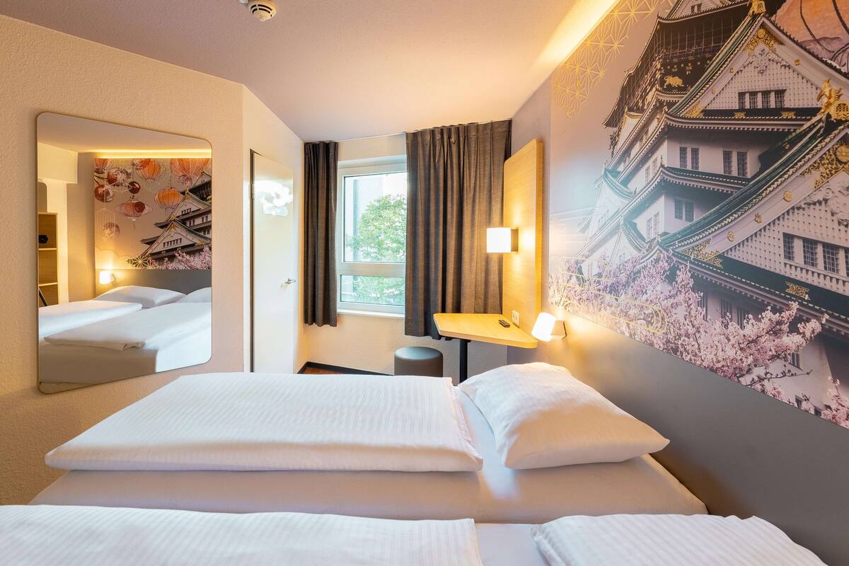 Double Room | Desk, blackout drapes, soundproofing, free WiFi