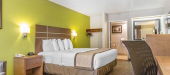 Days Inn & Suites by Wyndham Arcata