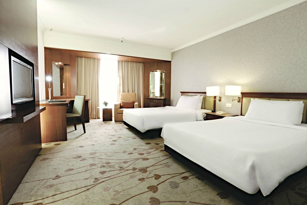 In-room safe, desk, iron/ironing board, WiFi (free)