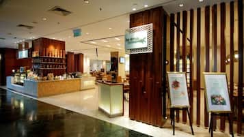 3 restaurants, Chinese cuisine