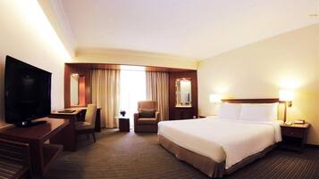 In-room safe, desk, iron/ironing board, free WiFi