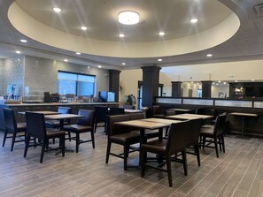 Free daily continental breakfast  - Best Western Plus Horseheads Inn & Suites (Horseheads)