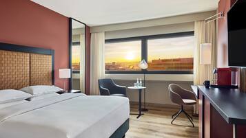 Club-Zimmer, 1 Doppelbett | Allergikerbettwaren, Zimmersafe, Schreibtisch