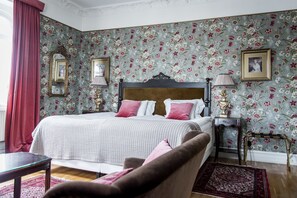 行政雙人房, 城市景觀 | 獨特裝潢、布置獨特、遮光布/窗簾、熨斗/熨衣板