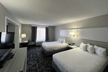 Suite, Multiple Beds, Non Smoking (Two-Bedroom) | Egyptian cotton sheets, premium bedding, desk, blackout curtains