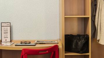 Chambre Standard, 1 lit jumeau | Bureau, rideaux d’obscurcissement, système d’insonorisation