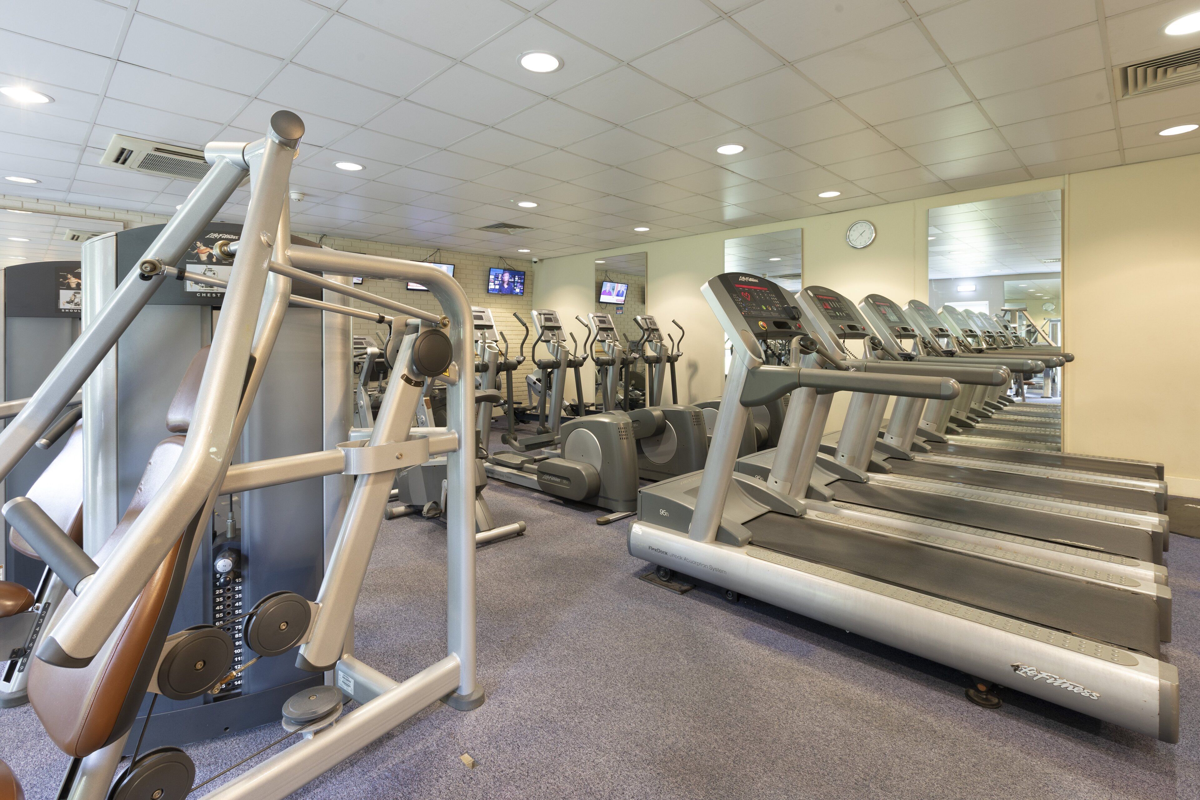 Photo - Holiday Inn Guildford, An Ihg