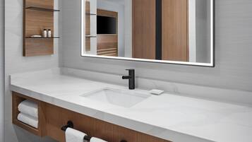 Suite, 1 Bedroom, Non Smoking | Bathroom