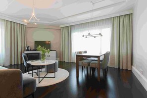 Minibar, in-room safe, desk, blackout curtains