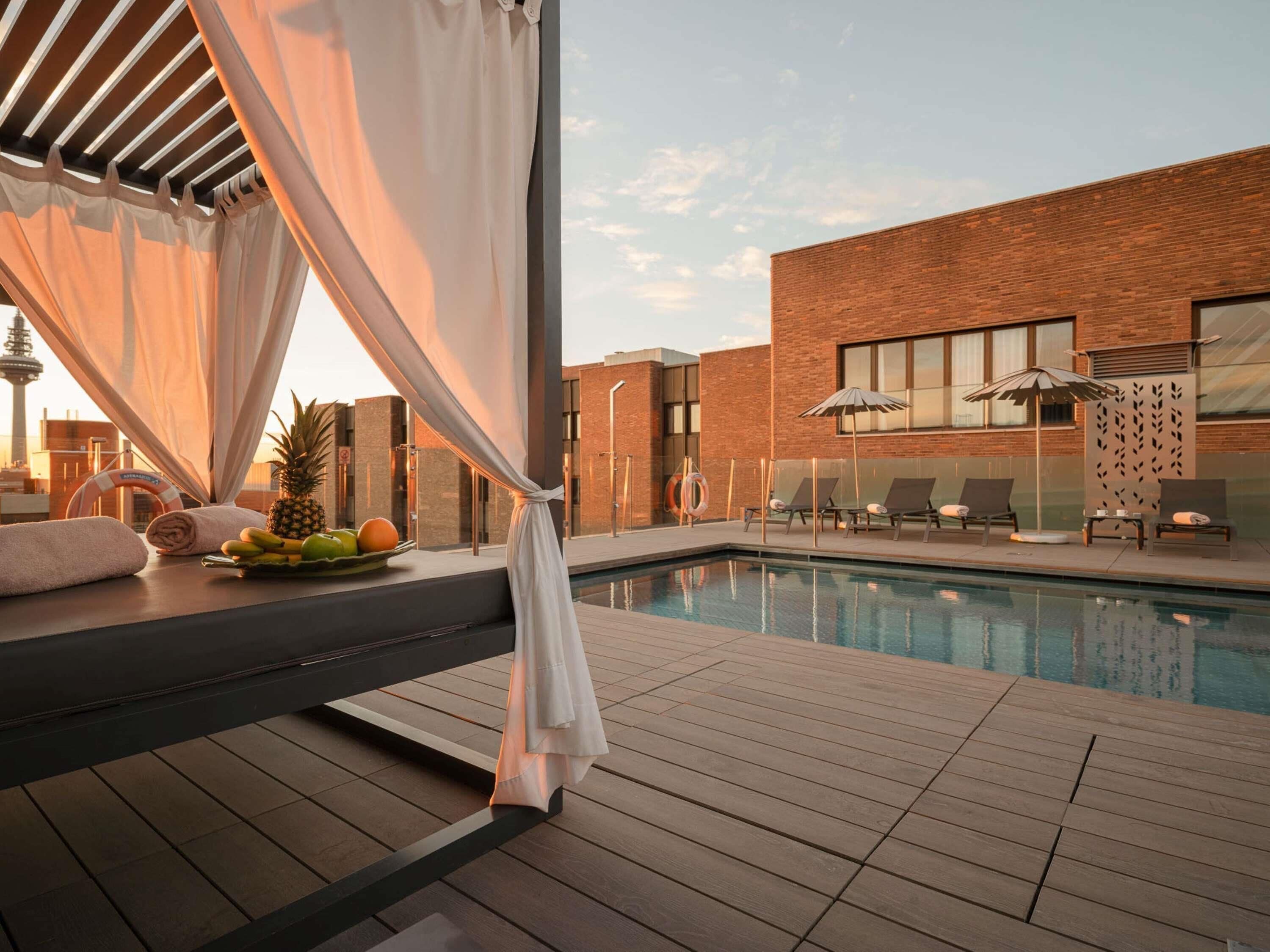 Seasonal outdoor pool