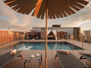 Seasonal outdoor pool