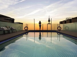 Piscine extérieure (ouverte en saison)