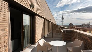 Habitación ejecutiva, 1 cama de matrimonio, terraza | Terraza o patio