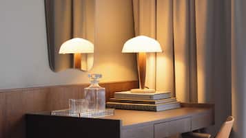 Minibar, in-room safe, desk, laptop workspace