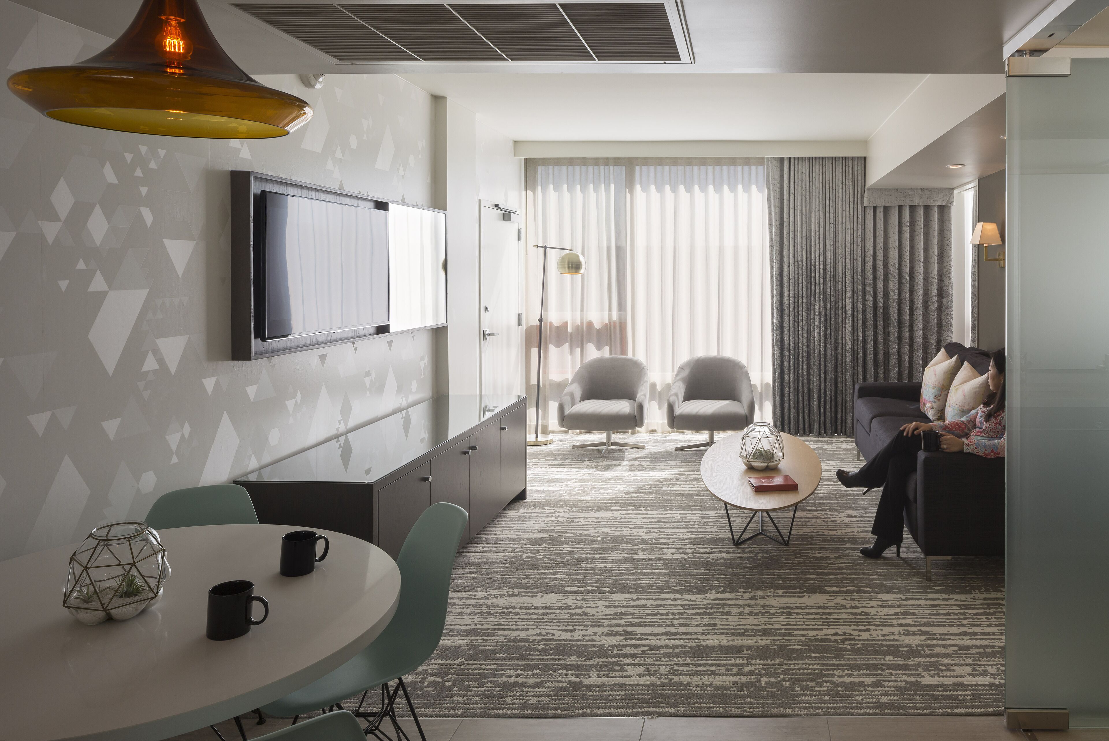 42-inch lcd tv with cable channels, tv, ipod dock